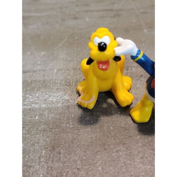 Disney Pluto Donald Duck toy figure set - Picture 2 of 5
